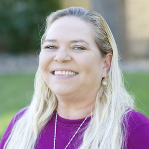 Lisa Reinhart - Title Insurance Escrow Assistant
